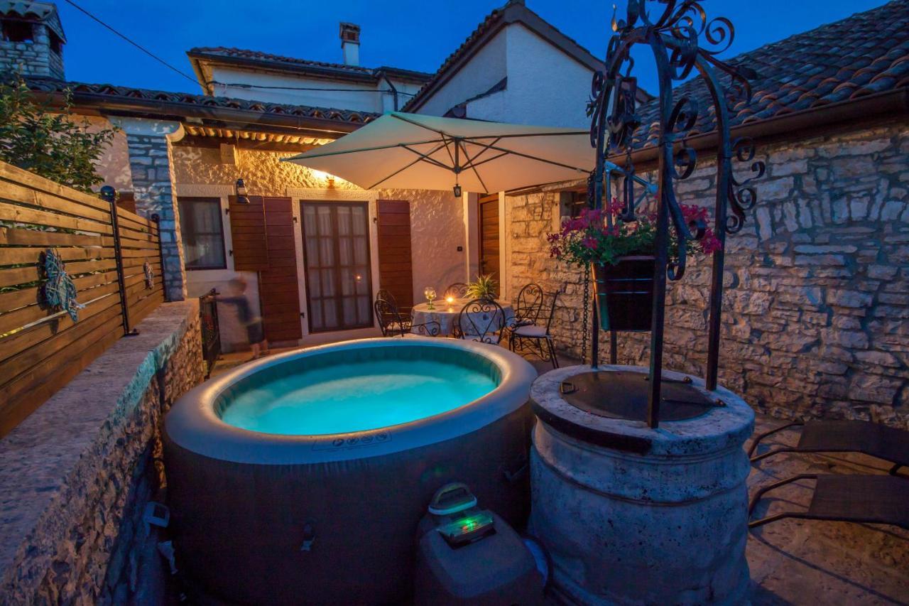 Apartamento Stara Kuca Heki Exterior foto