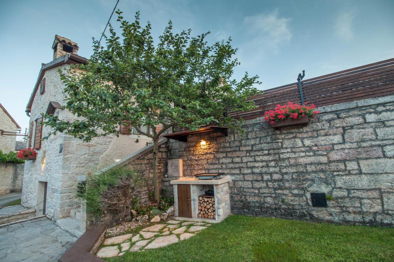 Apartamento Stara Kuca Heki Exterior foto